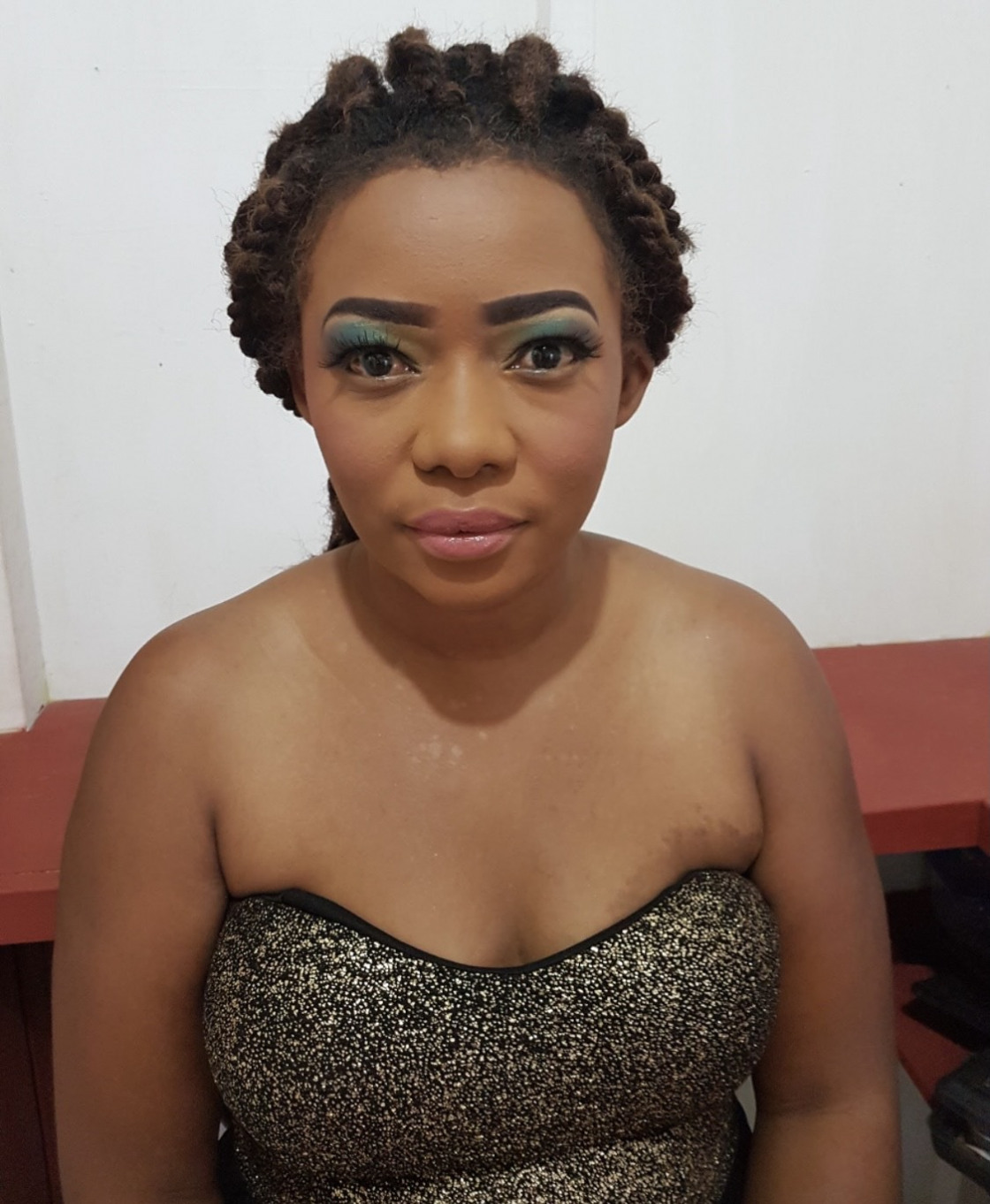 laobsalon_makeup